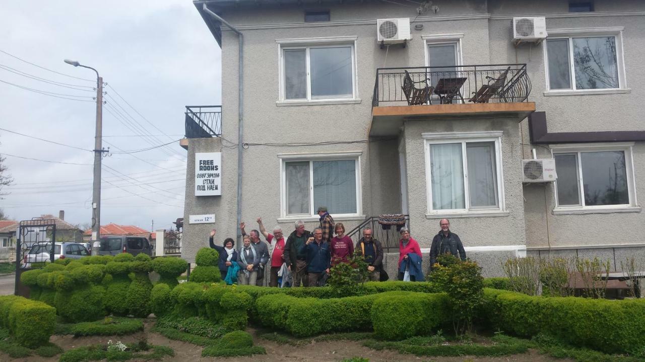 Къща За Гости "Черната Роза" Bulgarevo Ngoại thất bức ảnh